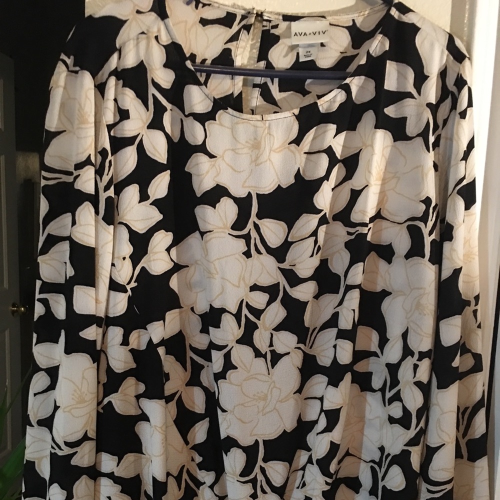 Ava Viv Black Yellow White Floral Blouse 2x